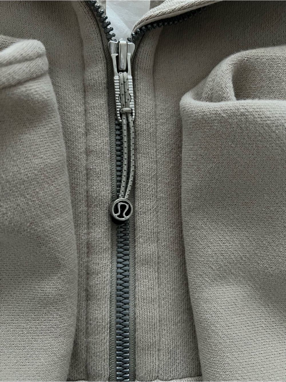 Lululemon Cropped Scuba Hoodie - Picture 3 of 6
